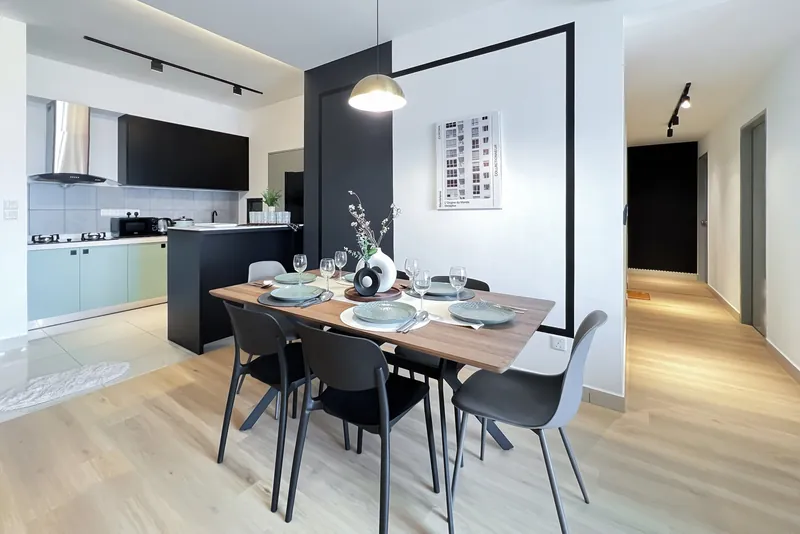 Dining area and kitchen of an M Vertica unit managed by WefieHome