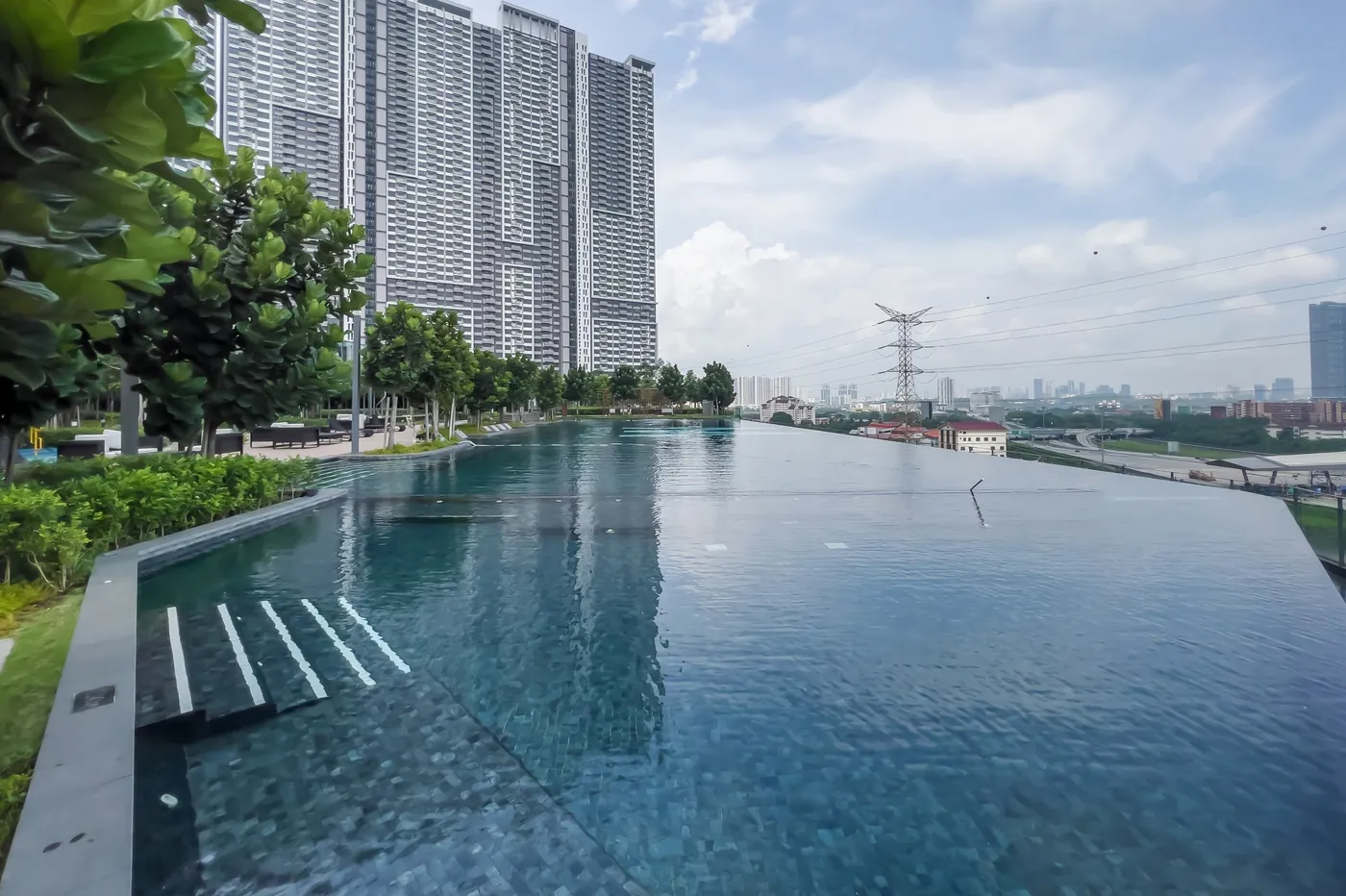 M Vertica infinity pool beside the residential towers